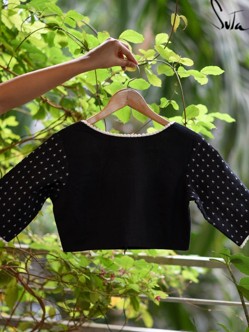 Black Lacy roads ( Blouse ) - suta.in