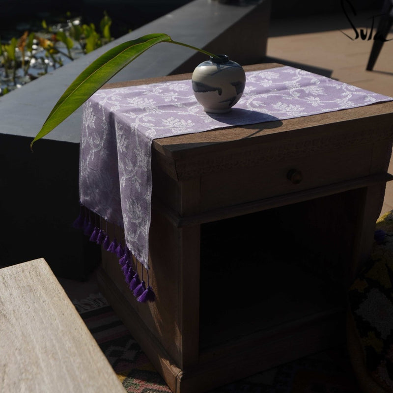 Lavender Berry crumbles (Table Runner)