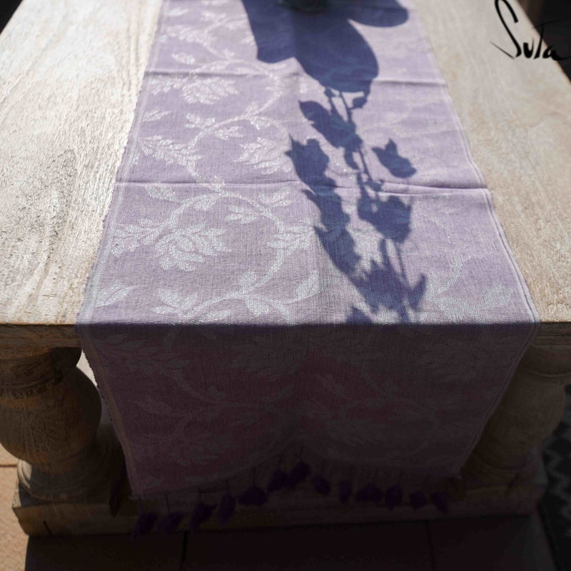 Lavender Berry crumbles (Table Runner)