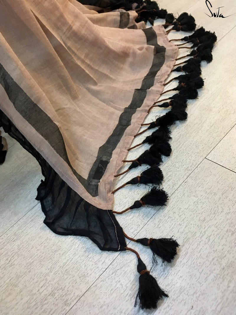 Pleats or ruffles on cinnamon - suta.in