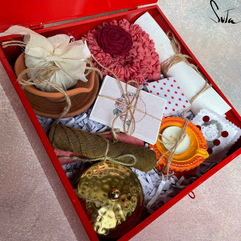 Suta Festive Box