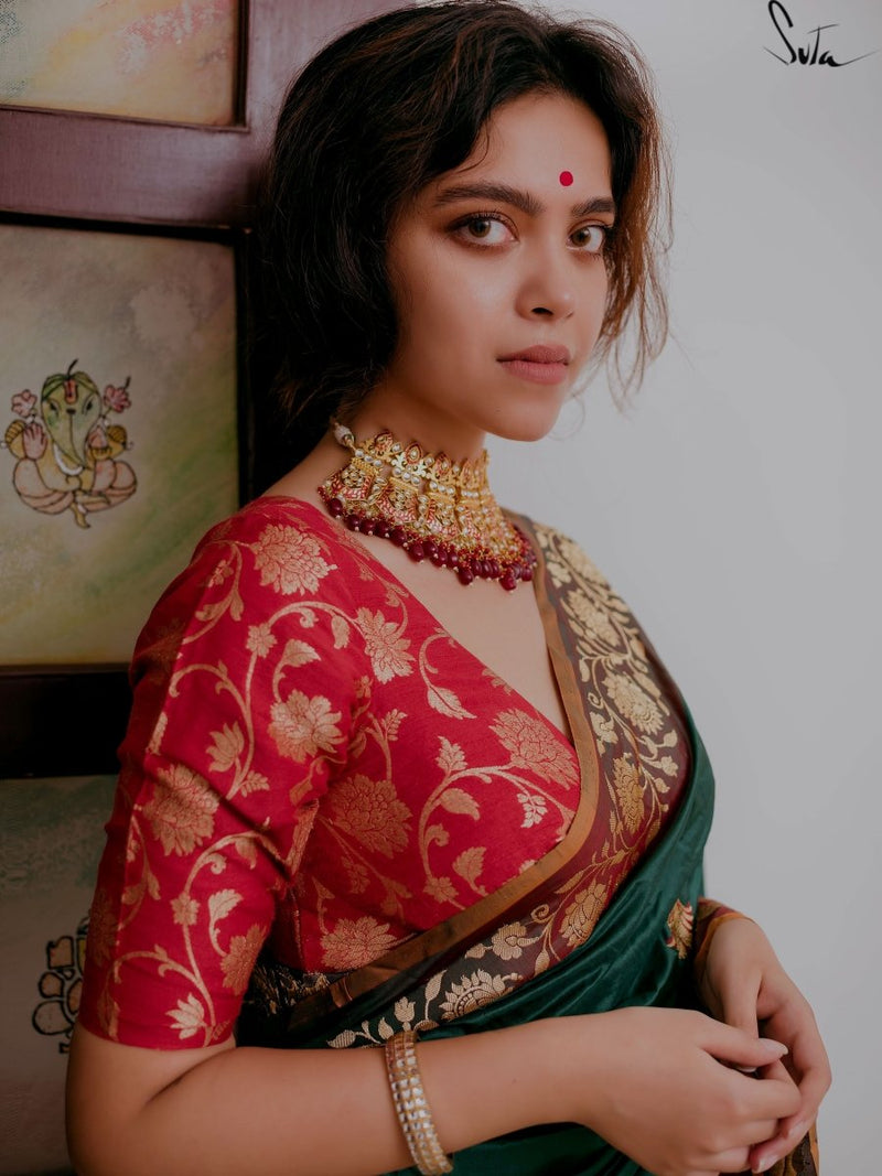 Varuna Ki Lehrein (Blouse)